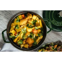 Staub Gietijzeren Braadpan 24 Cm / 3,8 L, Rond, Basilicum -Heet Kook Verkoop 000019329