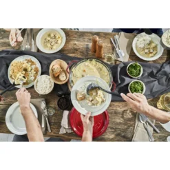 Staub Gietijzeren Braadpan 28 Cm / 6,75 L, Rond, Kersenrood -Heet Kook Verkoop 424418232