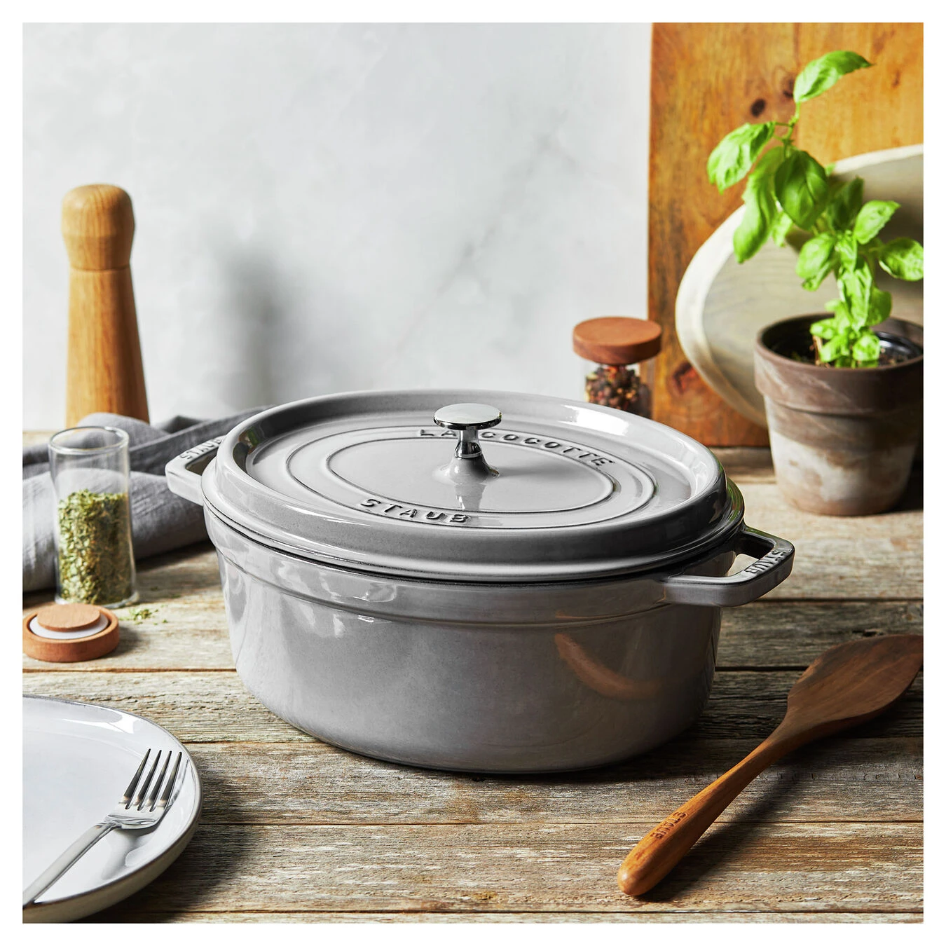 Staub Gietijzeren Braadpan 31 Cm / 5,5 L, Ovaal, Grafietgrijs 7 Staub Gietijzeren Braadpan 31 Cm / 5,5 L, Ovaal, Grafietgrijs - Afbeelding 5